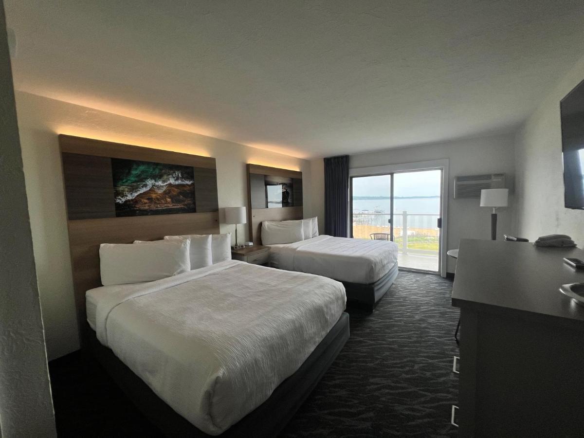The Beach Haus - Traverse City Extérieur photo