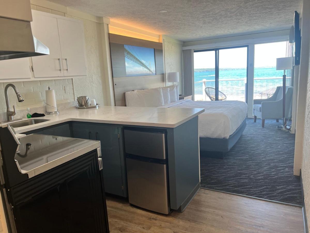 The Beach Haus - Traverse City Extérieur photo