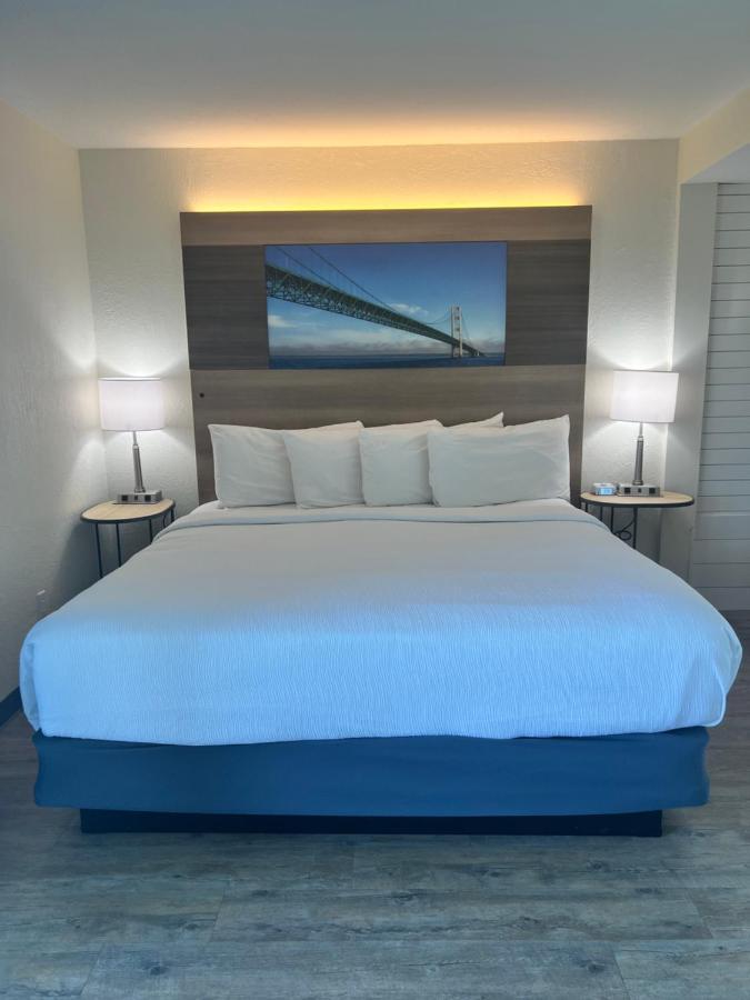 The Beach Haus - Traverse City Extérieur photo